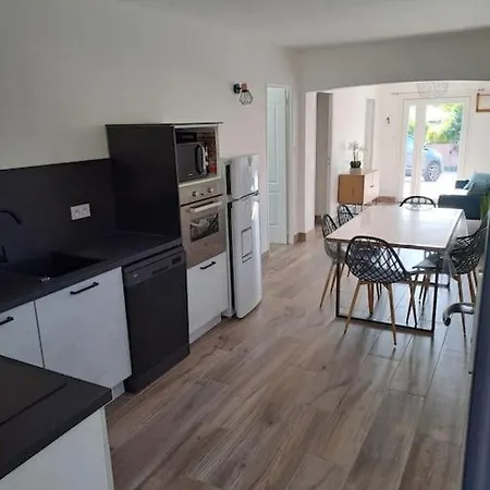 Holiday home Les Deux Oliviers