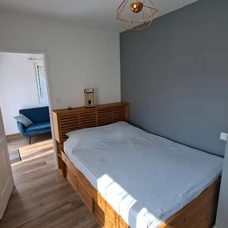 Les Deux Oliviers Holiday home